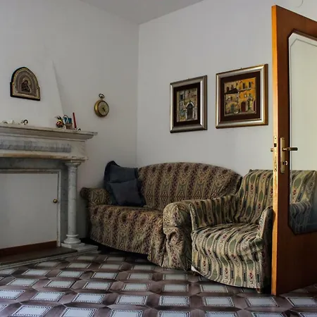 Holiday home Ampia Casa Indipendente Nel Cuore Della Cittadina *