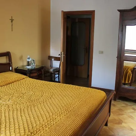 Holiday home Ampia Casa Indipendente Nel Cuore Della Cittadina Castiglione Messer Marino