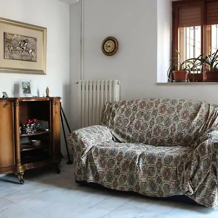 Ampia Casa Indipendente Nel Cuore Della Cittadina Holiday home Castiglione Messer Marino