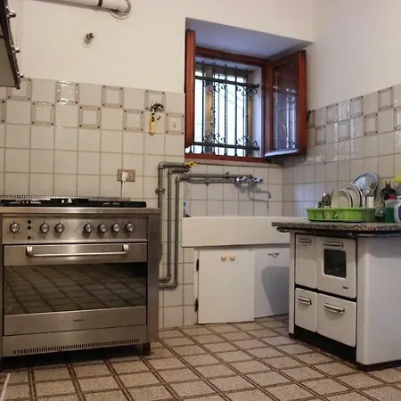 Holiday home Ampia Casa Indipendente Nel Cuore Della Cittadina *